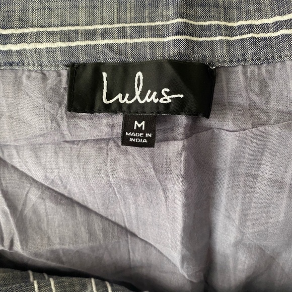 NWOT — Lulu's Gray and White Asymmetrical A-Line Midi Skirt — Size M - Picture 6 of 8